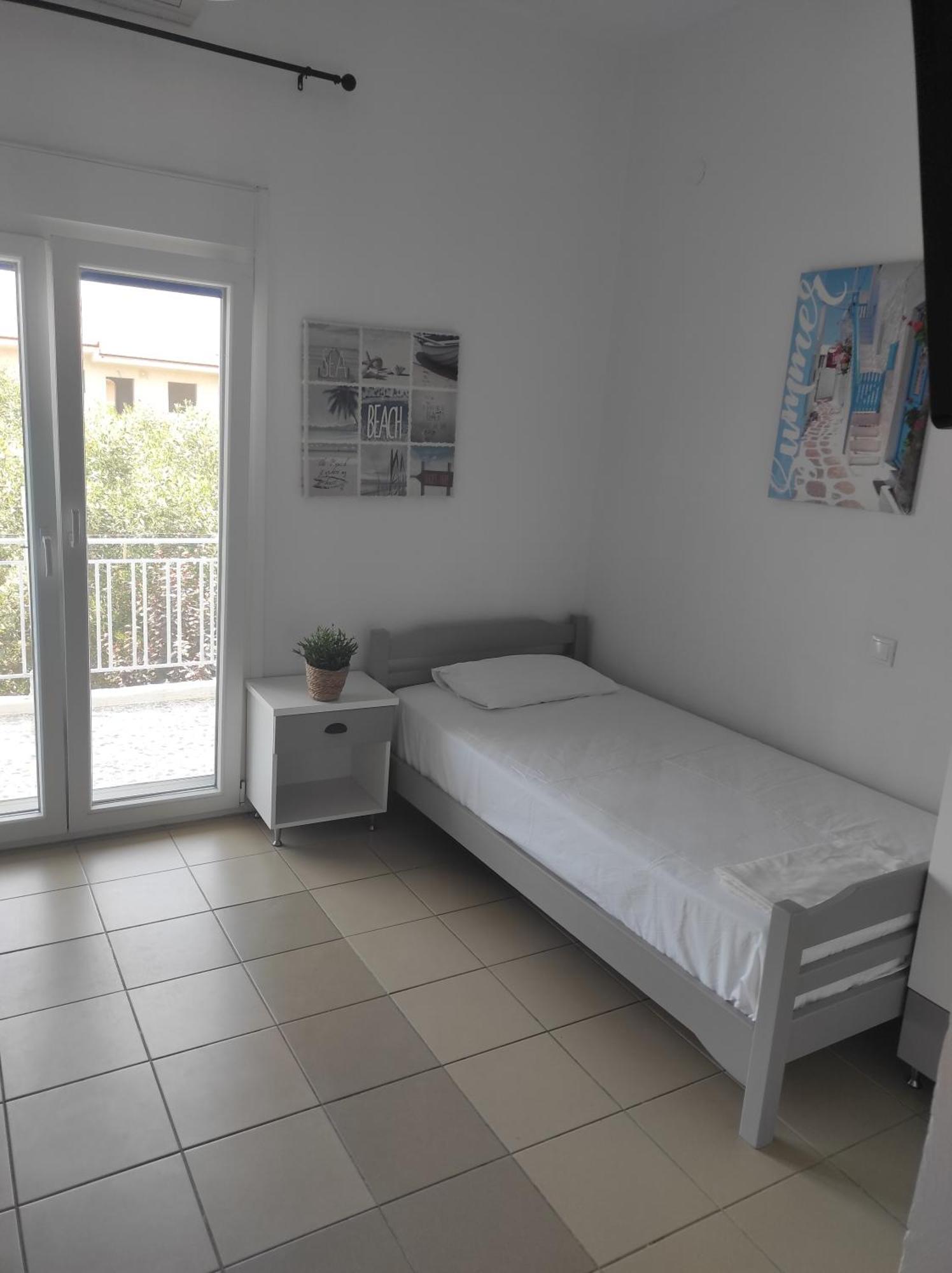 Noula Rooms Makrygialos Eksteriør billede