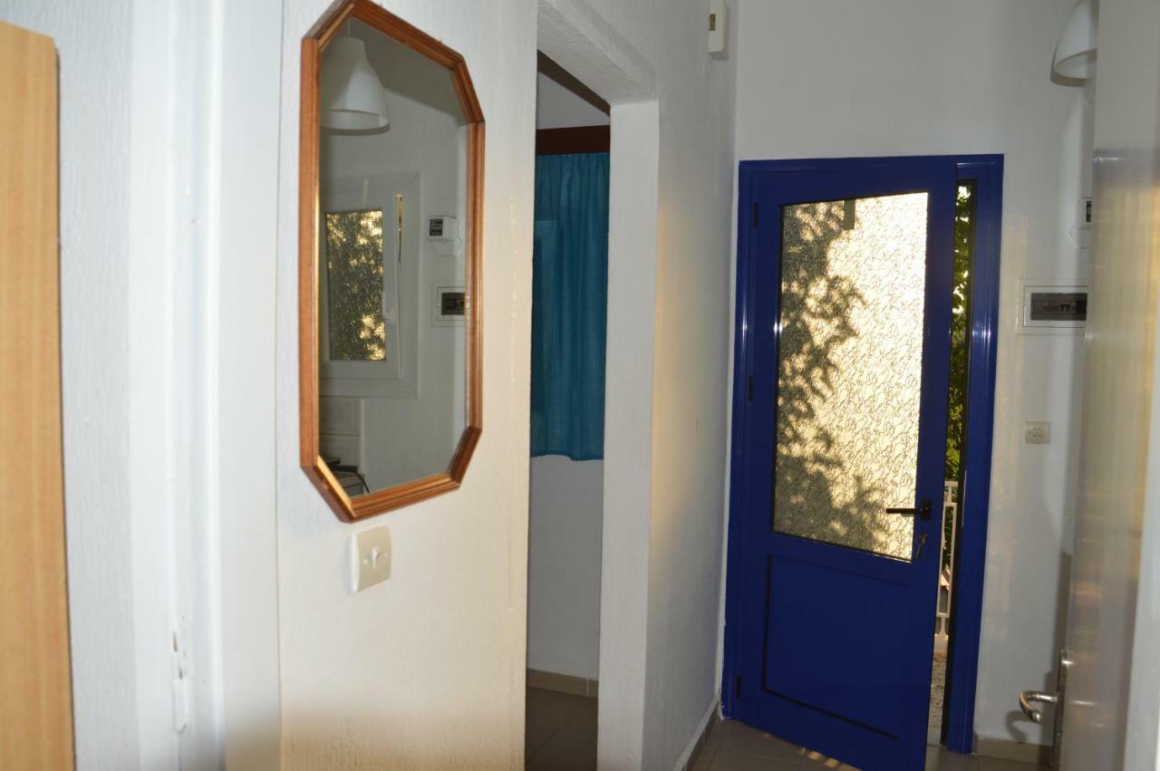 Noula Rooms Makrygialos Eksteriør billede
